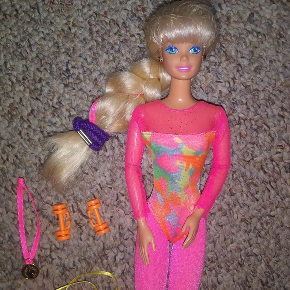 Vintage 1993 Barbie Gymnast Doll - Picture 2 of 4